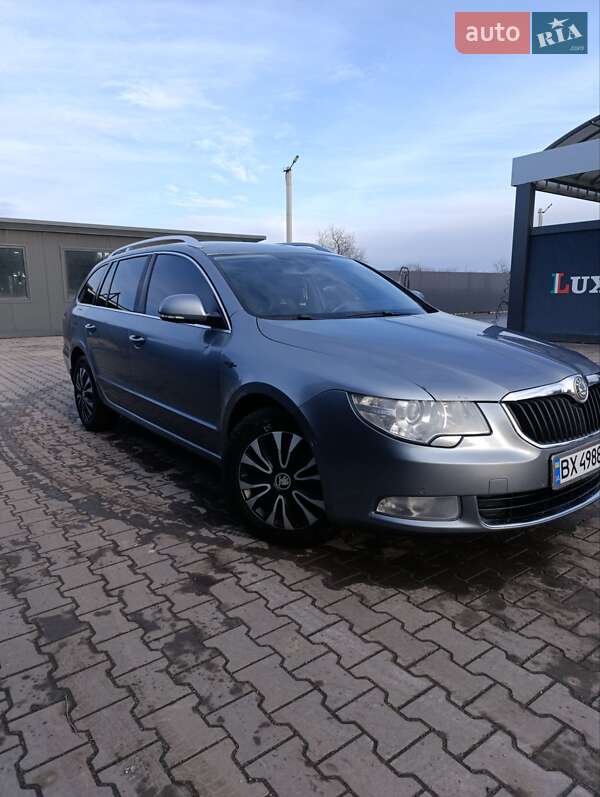 Универсал Skoda Superb 2013 в Ярмолинцах