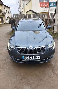 Універсал Skoda Superb 2015 в Стрию