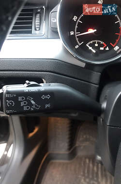 Лифтбек Skoda Superb 2012 в 