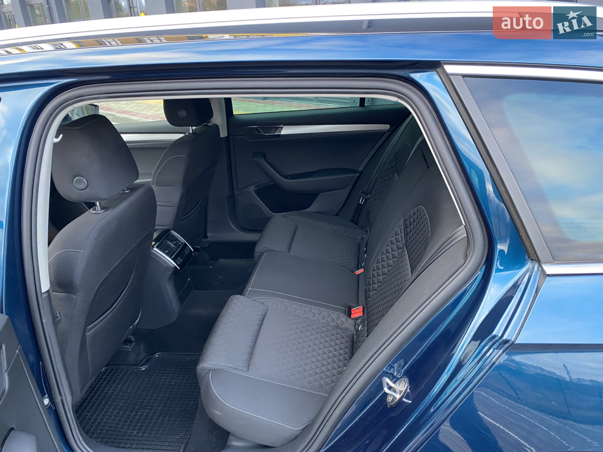 2020 Skoda Superb - мініатюра 23