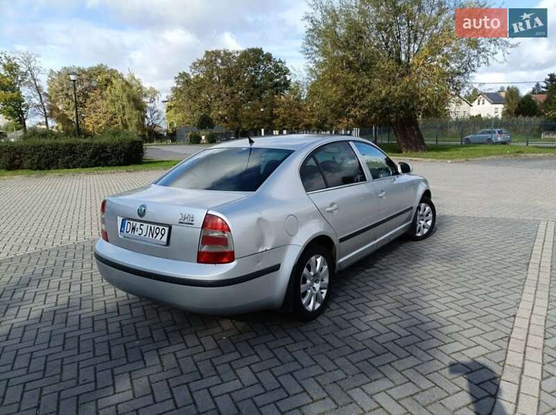 Ліфтбек Skoda Superb 2001 в Слов'янську