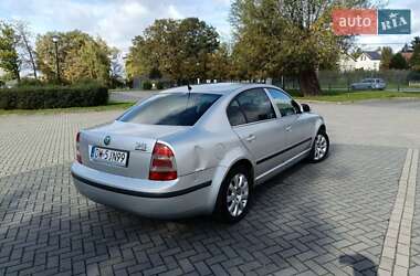 Ліфтбек Skoda Superb 2001 в Слов'янську