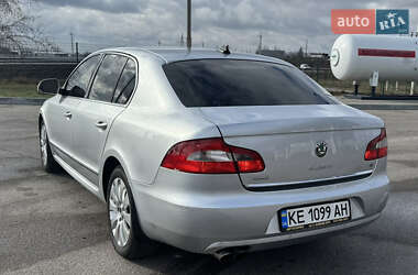 Ліфтбек Skoda Superb 2009 в Дніпрі