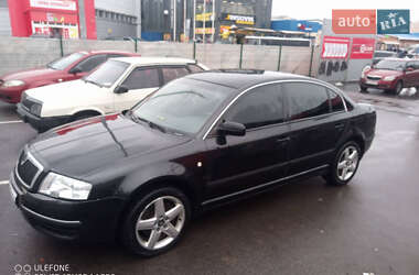 Ліфтбек Skoda Superb 2002 в Києві