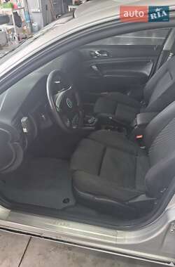 Лифтбек Skoda Superb 2005 в 
