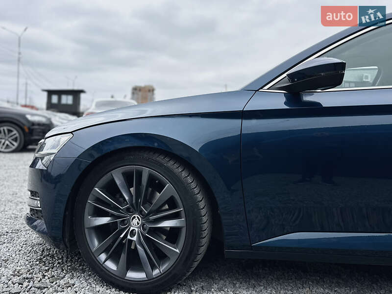 Ліфтбек Skoda Superb 2019 в Луцьку