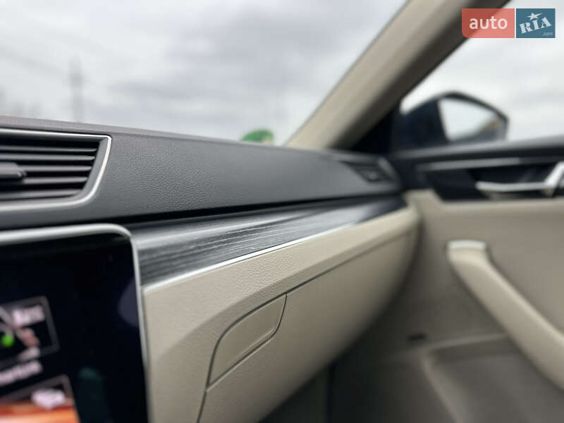 Ліфтбек Skoda Superb 2019 в Луцьку
