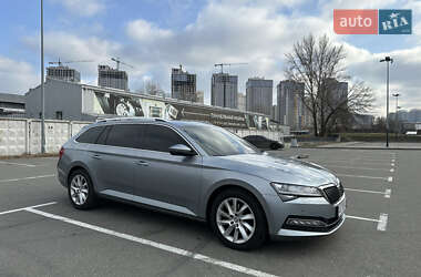 Универсал Skoda Superb 2020 в Киеве