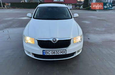 Ліфтбек Skoda Superb 2009 в Львові