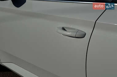 Лифтбек Skoda Superb 2019 в 