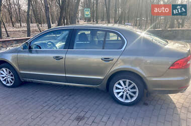 Ліфтбек Skoda Superb 2014 в Києві