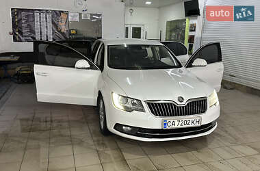 Лифтбек Skoda Superb 2013 в Умани