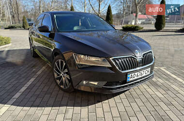 Лифтбек Skoda Superb 2016 в Берегово