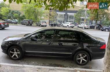 Лифтбек Skoda Superb 2013 в 