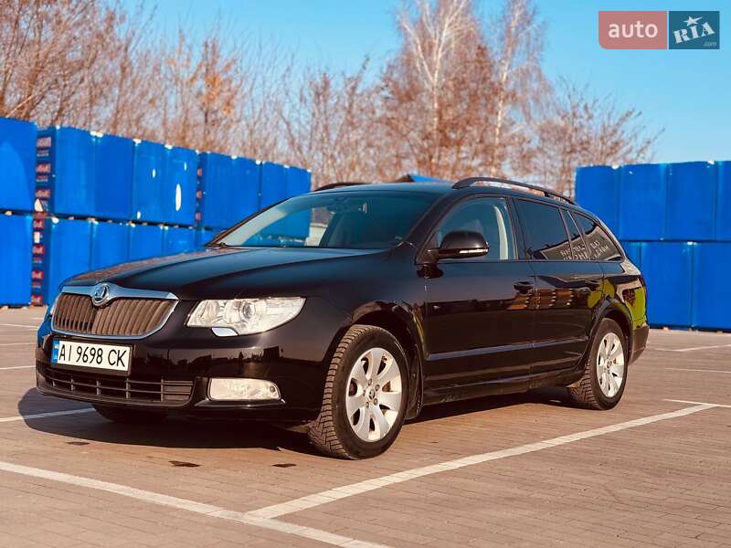 Skoda Superb 2011