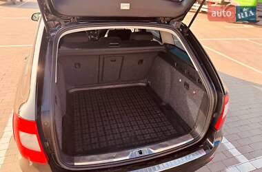 Универсал Skoda Superb 2011 в 