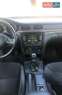 Лифтбек Skoda Superb 2014 в 