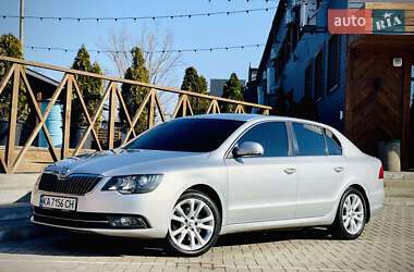 Лифтбек Skoda Superb 2013 в Кривом Роге