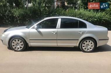 Лифтбек Skoda Superb 2006 в Тернополе