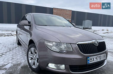 Ліфтбек Skoda Superb 2012 в Хмельницькому