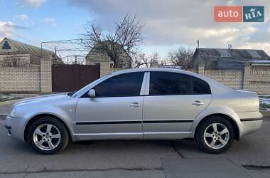 Лифтбек Skoda Superb 2002 в Николаеве