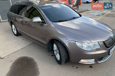 Универсал Skoda Superb 2011 в Кривом Роге