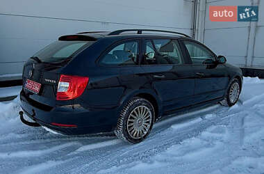 Универсал Skoda Superb 2013 в Киеве