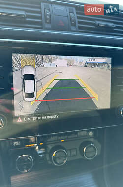 Лифтбек Skoda Superb 2022 в 