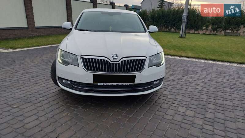 Лифтбек Skoda Superb 2013 в Харькове