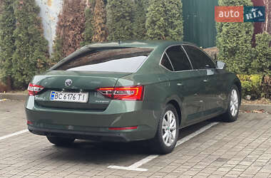 Лифтбек Skoda Superb 2018 в Пустомытах