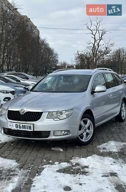 Універсал Skoda Superb 2011 в Кривому Розі