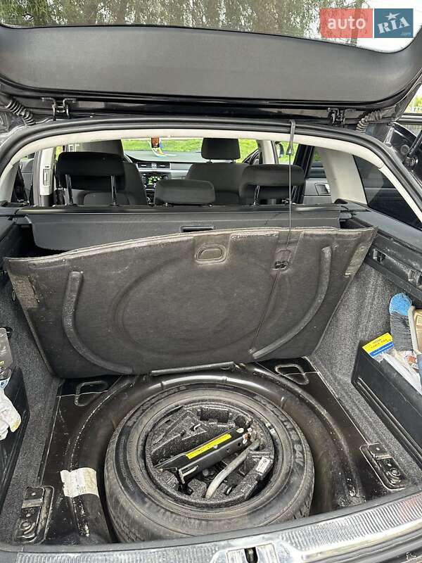 Универсал Skoda Superb 2013 в Ровно