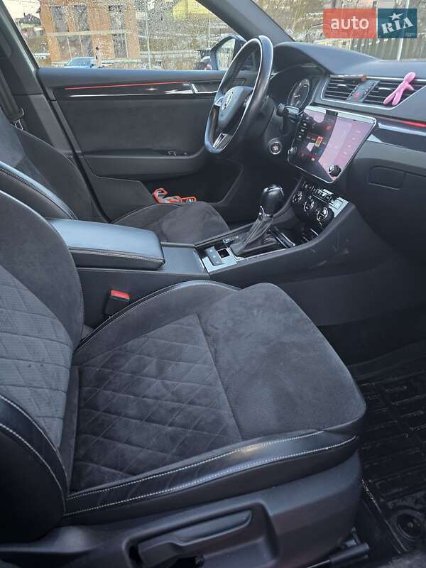 Лифтбек Skoda Superb 2018 в Львове