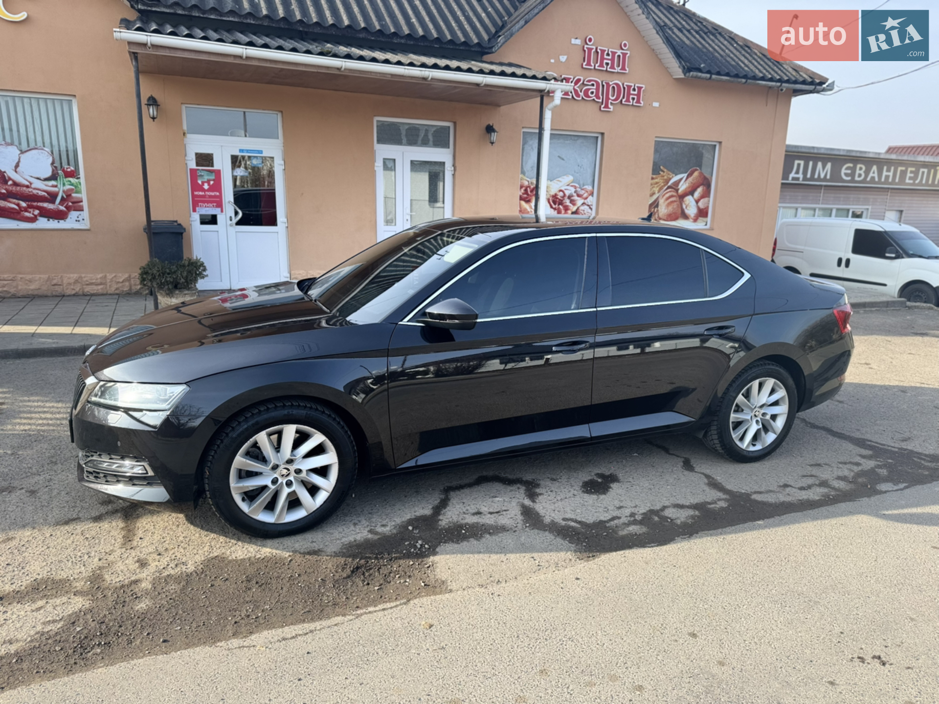 2019 Skoda Superb - мініатюра 14