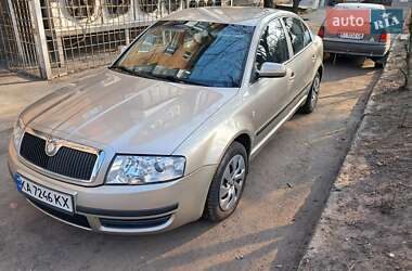 Ліфтбек Skoda Superb 2004 в Фастові