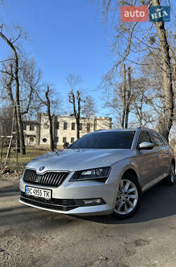 Універсал Skoda Superb 2017 в Львові