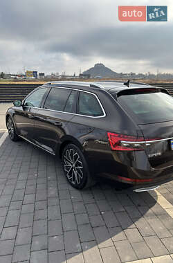 Универсал Skoda Superb 2019 в 