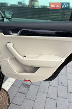Универсал Skoda Superb 2019 в 