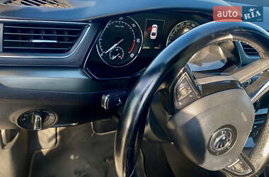 Ліфтбек Skoda Superb 2015 в 