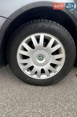 Ліфтбек Skoda Superb 2006 в 