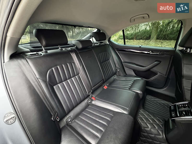 Лифтбек Skoda Superb 2018 в Остроге