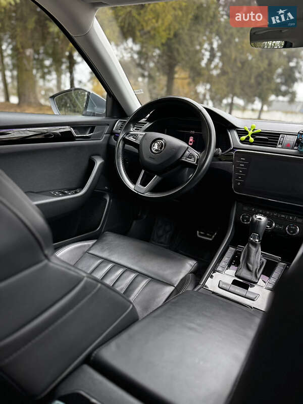 Лифтбек Skoda Superb 2018 в Остроге