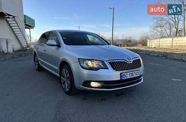 Ліфтбек Skoda Superb 2013 в Червонограді