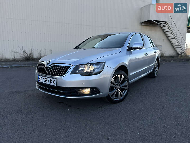 Ліфтбек Skoda Superb 2013 в Червонограді