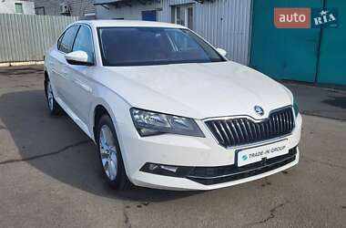 Лифтбек Skoda Superb 2019 в Киеве