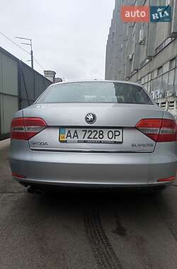 Ліфтбек Skoda Superb 2014 в Києві