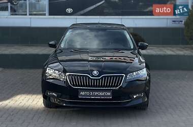 Лифтбек Skoda Superb 2018 в Черновцах