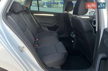 Универсал Skoda Superb 2017 в 
