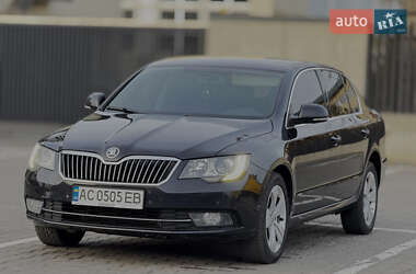 Лифтбек Skoda Superb 2014 в Луцке