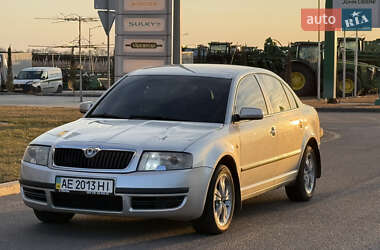 Ліфтбек Skoda Superb 2005 в Дніпрі